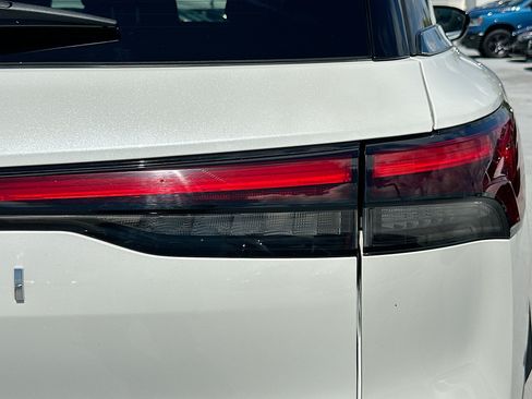 Used 2025 INFINITI QX60 Sensory AWD/4WD image 32