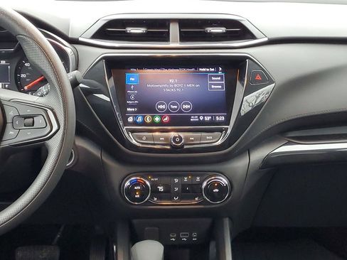 Used 2023 Chevrolet TrailBlazer LT w/ Convenience Package image 23