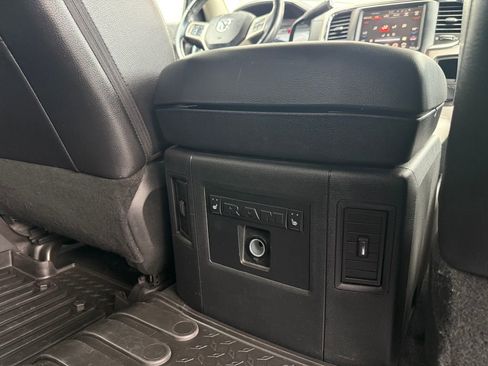 Used 2017 RAM 2500 Laramie w/ Sport Appearance Group image 27