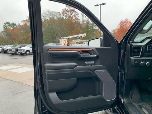 Certified 2023 GMC Sierra 1500 Denali w/ Technology Package image 28