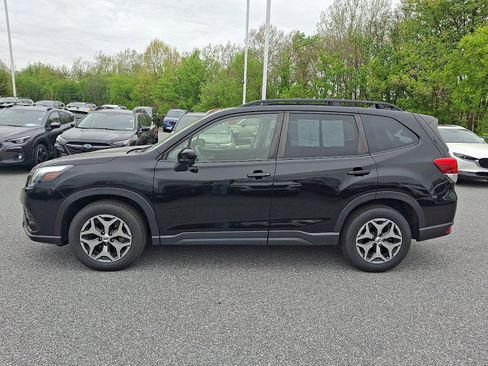 Certified 2023 Subaru Forester Premium AWD/4WD image 8