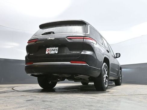 Used 2024 Jeep Grand Cherokee L Limited w/ Luxury Tech Group II image 55