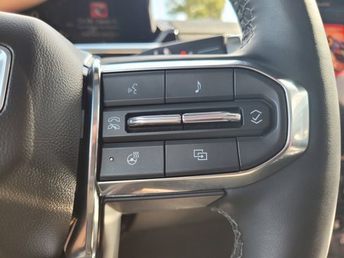 Used 2025 GMC Sierra EV Denali AWD/4WD image 24