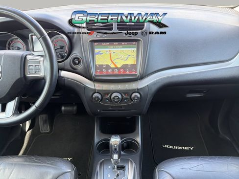 Used 2015 Dodge Journey Crossroad w/ Flexible Seating Group FWD image 9