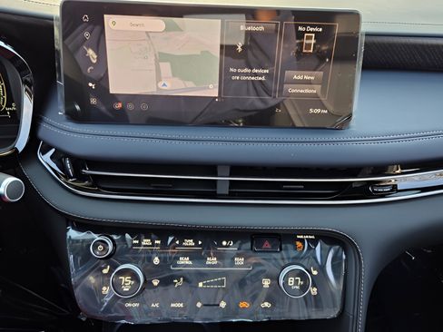 New 2026 INFINITI QX60 Sport w/ Dark Cargo Package AWD/4WD image 17