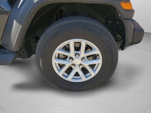 Used 2023 Jeep Wrangler Sport AWD/4WD image 30