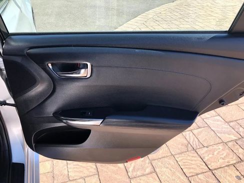 Used 2013 Toyota Avalon XLE Touring FWD image 27