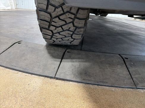 Used 2022 Chevrolet Silverado 3500 High Country w/ Z71 Off-Road Package image 32