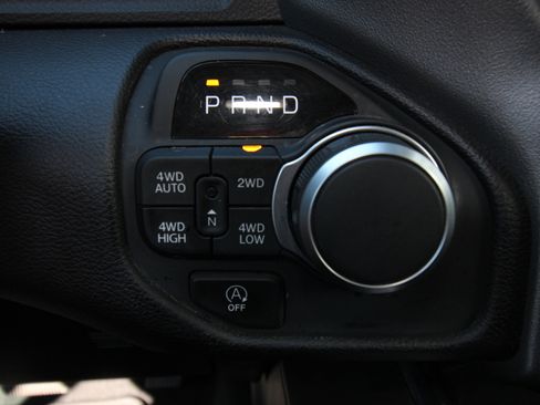 Certified 2025 RAM 1500 Big Horn image 27