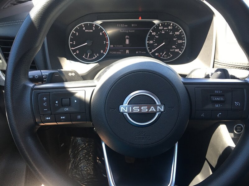 Used 2023 Nissan Rogue S AWD/4WD image 12