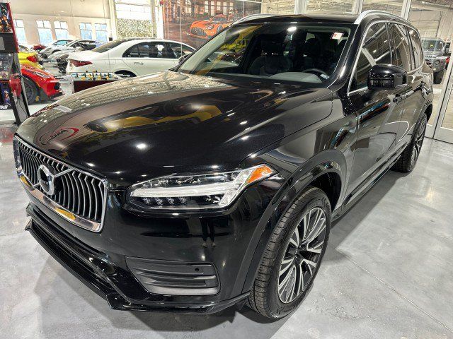 Used 2020 Volvo XC90 T5 Momentum w/ Protection Package Premier FWD image 12