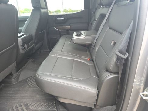 Used 2021 Chevrolet Silverado 1500 LT Trail Boss AWD/4WD image 12