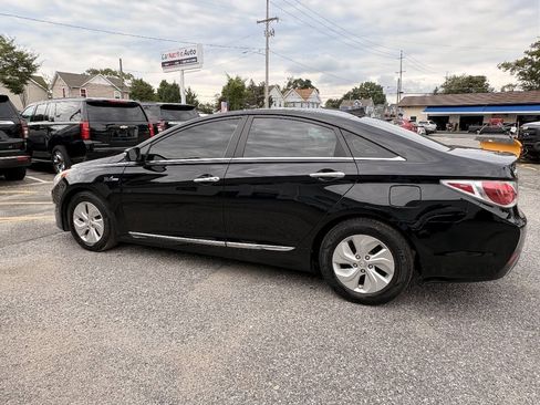 Used 2014 Hyundai Sonata Hybrid FWD image 13