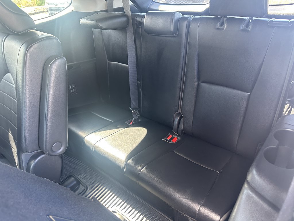 Used 2021 Toyota Highlander XLE AWD/4WD image 15