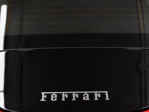 Used 2022 Ferrari Roma image 14