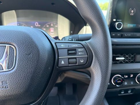 Used 2024 Honda Accord EX image 18