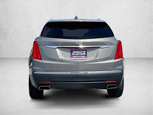 Used 2018 Cadillac XT5 FWD w/ LPO, Wheel Lock Package image 4