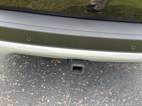 Used 2024 Ford Escape Platinum w/ Premium Technology Package image 3