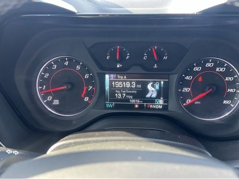 Used 2018 Chevrolet Camaro LT w/ RS Package image 9