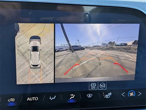 New 2026 Chevrolet Equinox EV LT image 23