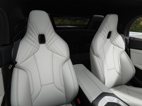 New 2026 BMW Z4 M40i image 11