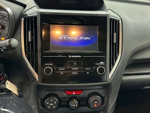 Used 2018 Subaru Crosstrek 2.0i Premium AWD/4WD image 19