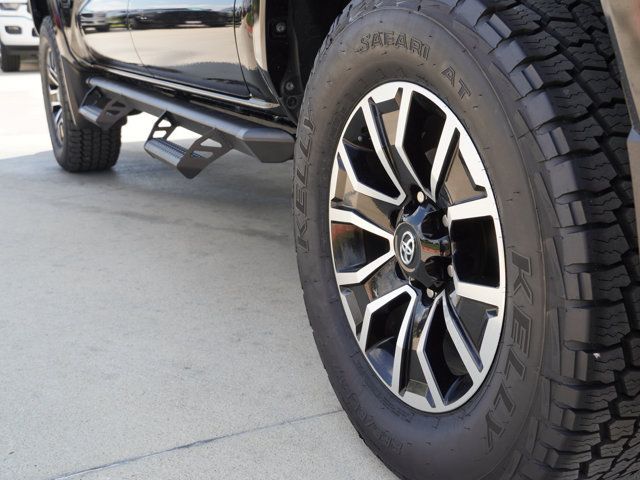 Used 2023 Toyota Tacoma TRD Sport w/ Technology Package AWD/4WD image 20