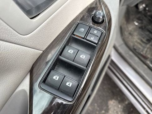 Used 2017 Toyota Sienna XLE Premium image 16