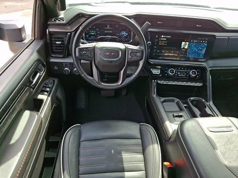 Used 2025 GMC Sierra 2500 AT4X AWD/4WD image 13