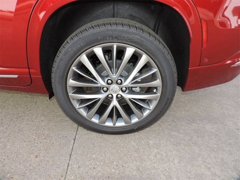 New 2026 Buick Enclave Avenir image 11