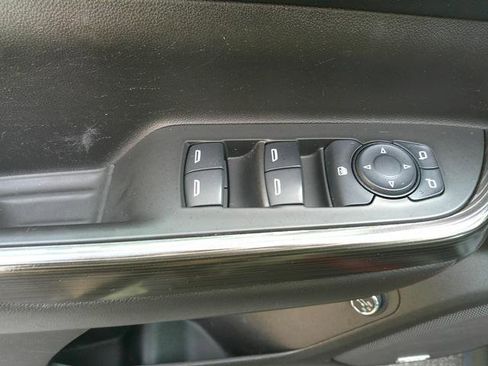 Used 2017 GMC Acadia SLT image 9