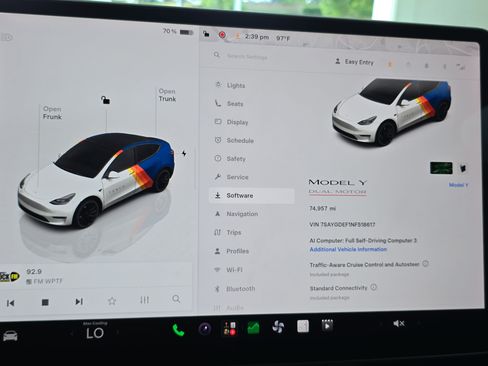 Used 2022 Tesla Model Y Performance AWD/4WD image 19