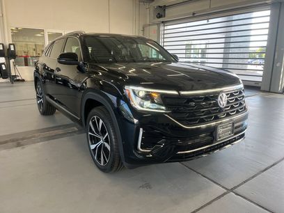 Used 2024 Volkswagen Atlas Cross Sport SEL Premium R-Line