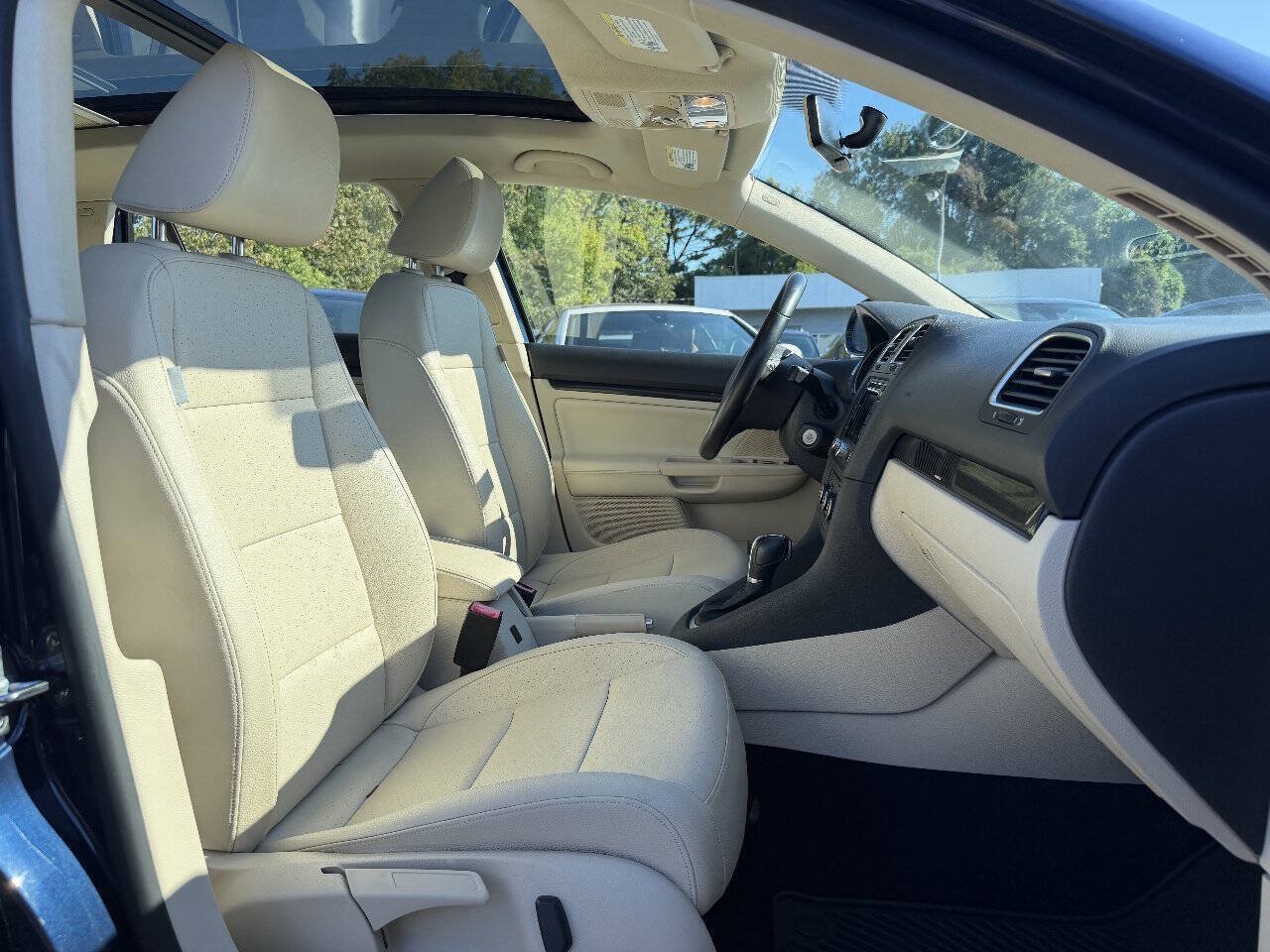 Used 2014 Volkswagen Jetta TDI FWD image 13