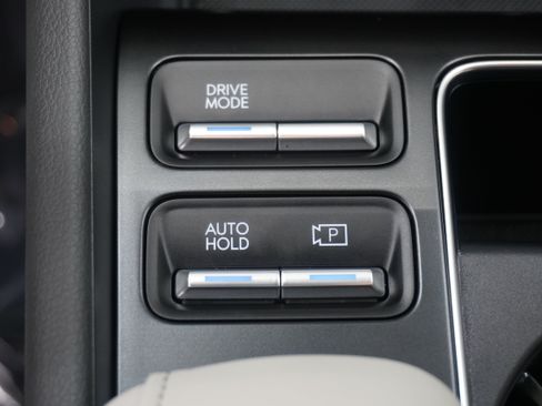 Used 2025 Hyundai Sonata SEL FWD image 22
