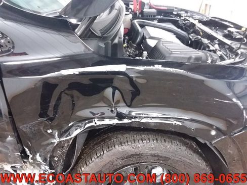 Used 2024 GMC Terrain AT4 image 20