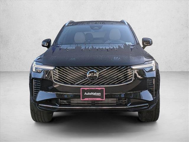 New 2026 Volvo XC90 T8 Plus w/ Protection Package Premier AWD/4WD image 6