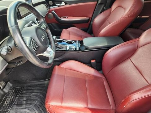 Used 2022 Kia Stinger GT-Line w/ Sun & Sound Package RWD image 12