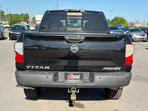 Used 2017 Nissan Titan PRO-4X w/ Pro-4x Convenience Package AWD/4WD image 6