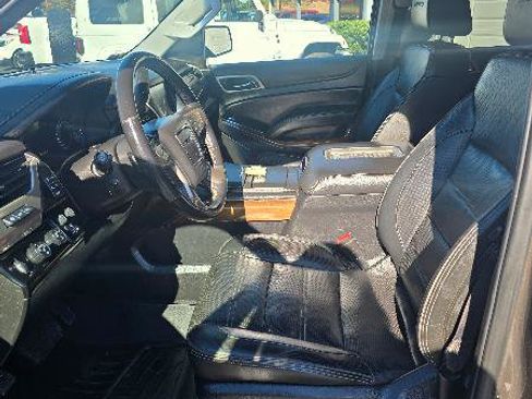 Used 2019 GMC Yukon XL Denali w/ Denali Ultimate Package image 10