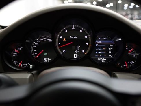 Used 2019 Porsche 911 Turbo image 49