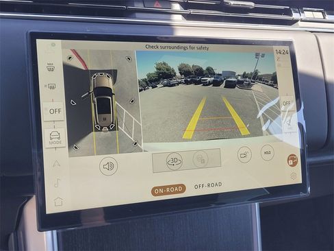 New 2025 Land Rover Range Rover Long Wheelbase SE image 15