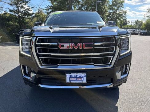 Certified 2024 GMC Yukon SLT w/ SLT Premium Package AWD/4WD image 31