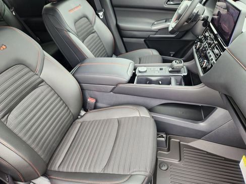 New 2026 Nissan Pathfinder Rock Creek AWD/4WD image 11
