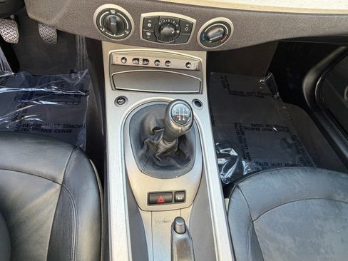 Used 2003 BMW Z4 2.5i RWD image 12