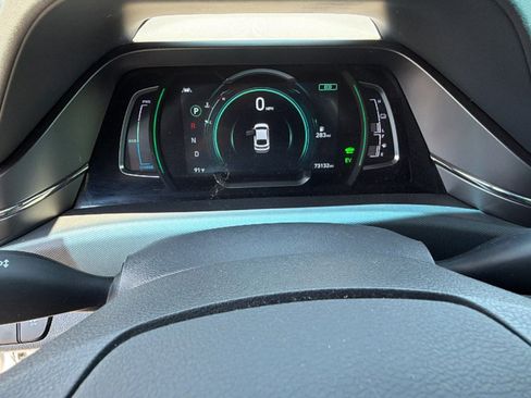 Used 2020 Hyundai Ioniq Limited FWD image 21