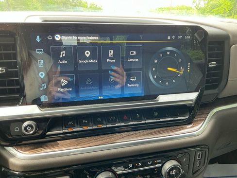 Used 2025 Chevrolet Silverado 1500 RST w/ RST All Star Premium Package AWD/4WD image 18