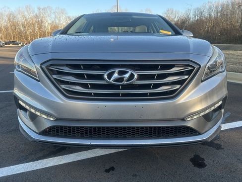Used 2017 Hyundai Sonata Sport w/ Value Edition Package 02 image 3