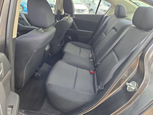 Used 2012 MAZDA MAZDA3 i Touring image 17