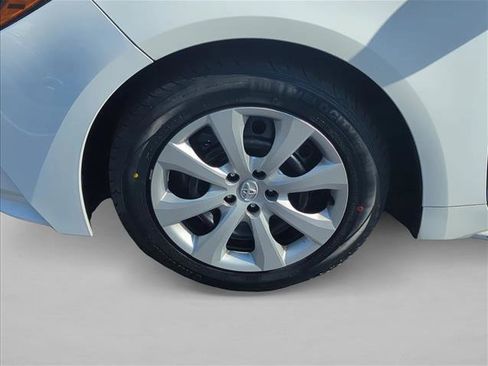Certified 2024 Toyota Corolla LE image 25